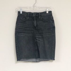 🌸3/$15🌸 Universal Thread Black Denim Skirt